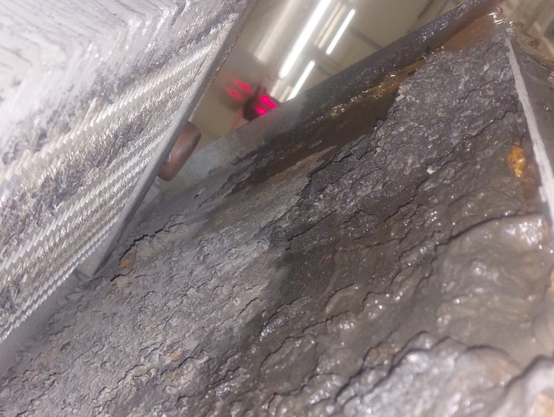 Clogged refrigeration evaporator